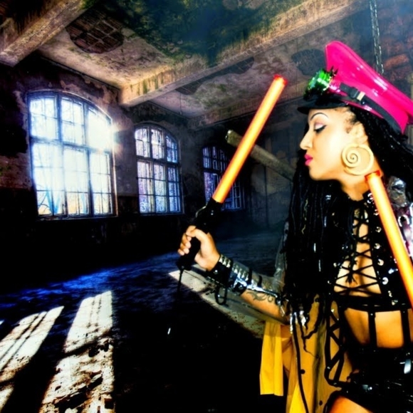 Goth laced pleather faux leather mini skirt top dominatrix rave club cyber crop - Picture 3 of 15